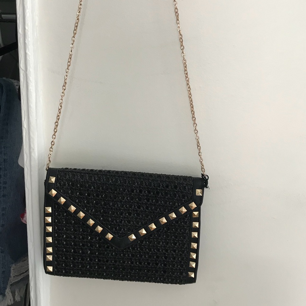 Black and gold going out back